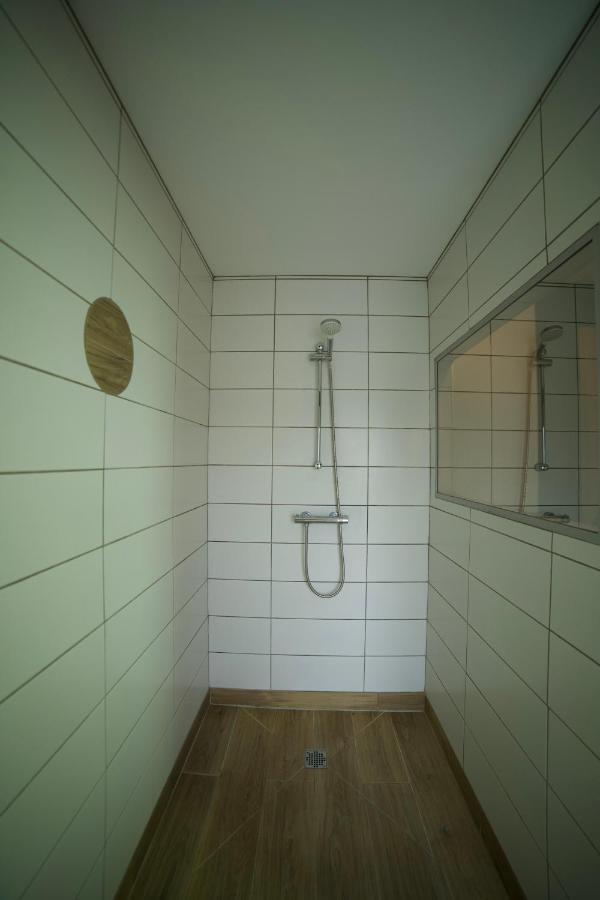 B&B Chez L'Habitant Chambre Privative Sur La Route Des Vins Tv Parking Box Velo Issenheim Luaran gambar