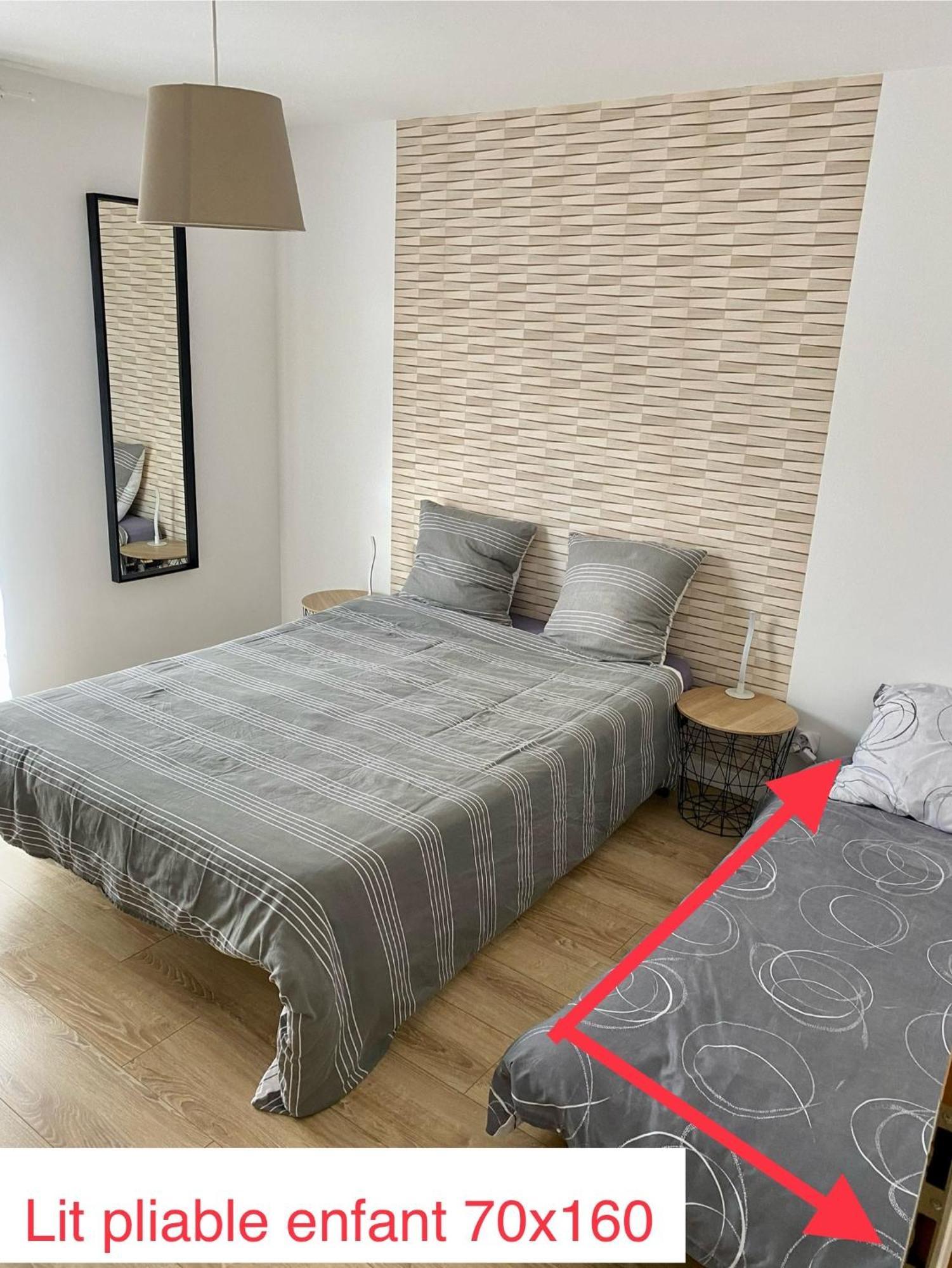 B&B Chez L'Habitant Chambre Privative Sur La Route Des Vins Tv Parking Box Velo Issenheim Luaran gambar