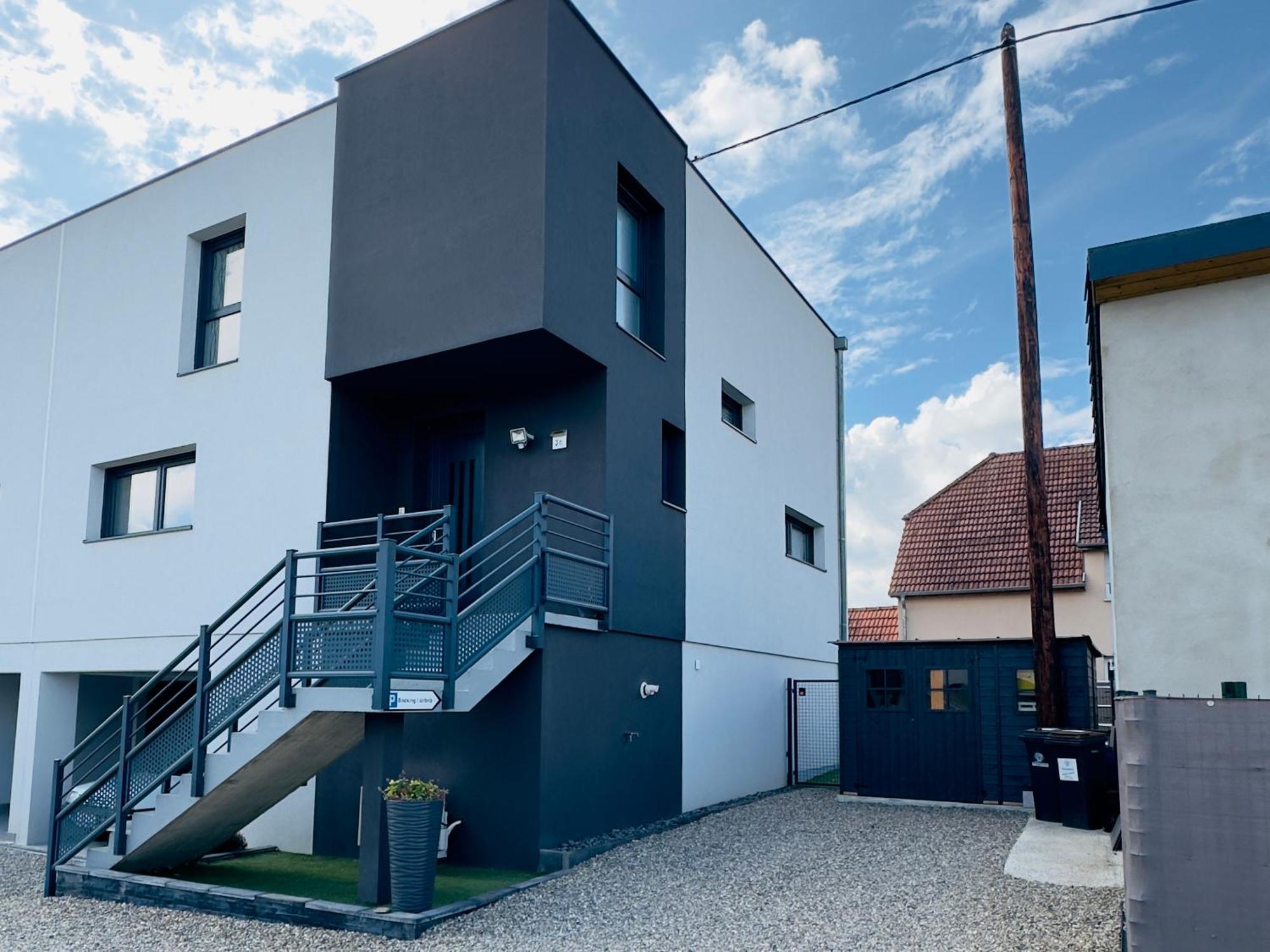 B&B Chez L'Habitant Chambre Privative Sur La Route Des Vins Tv Parking Box Velo Issenheim Luaran gambar